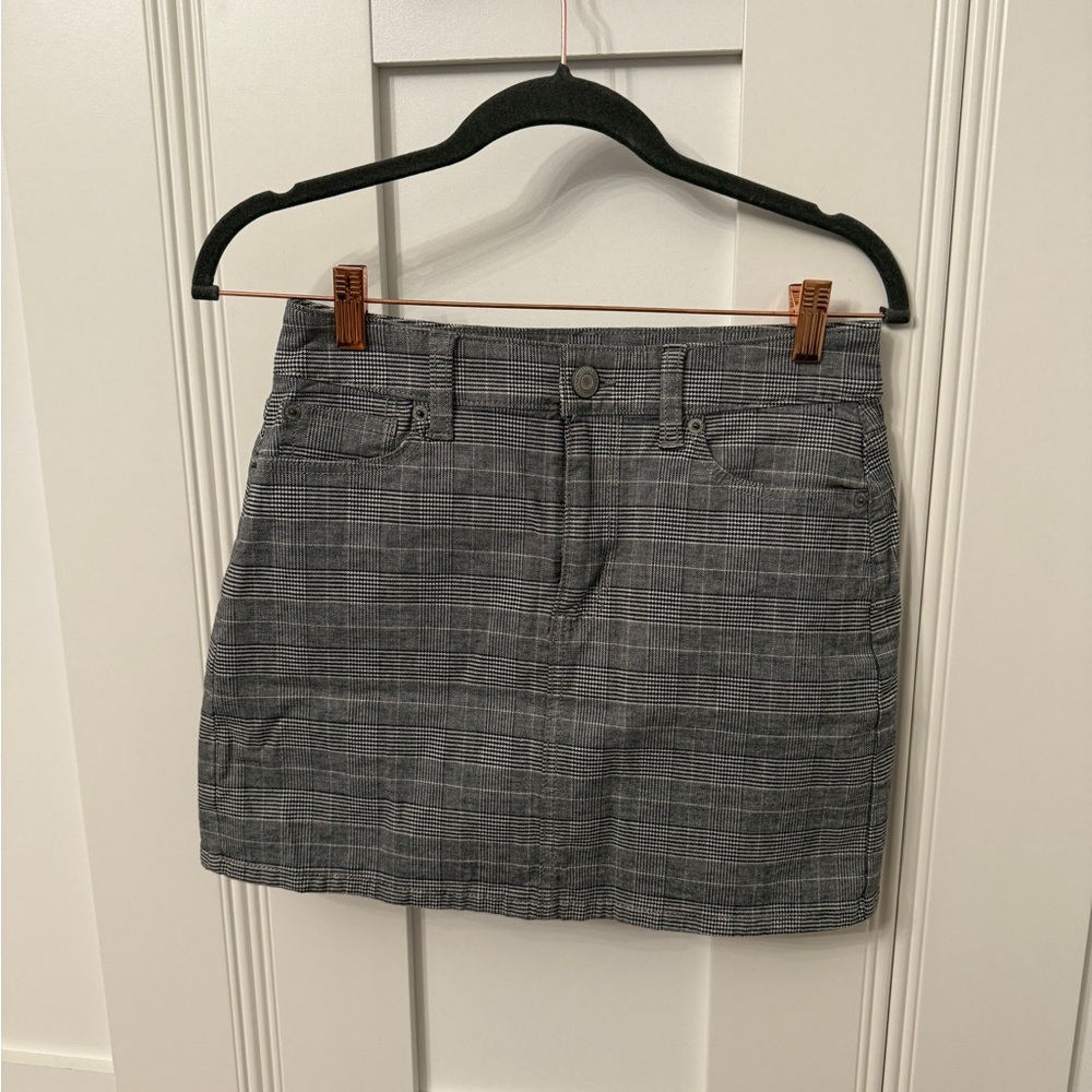 American Eagle Outfitters Black Plaid Mini Skirt